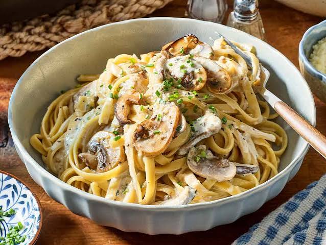 Bundle: Creamy Mushroom Pasta