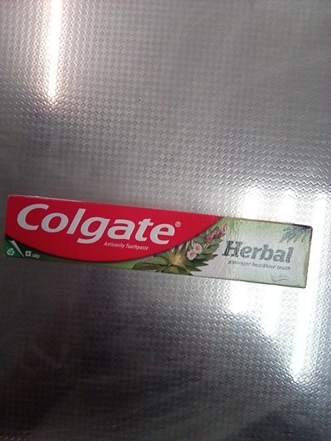 Colgate Herbal Toothpaste 100g